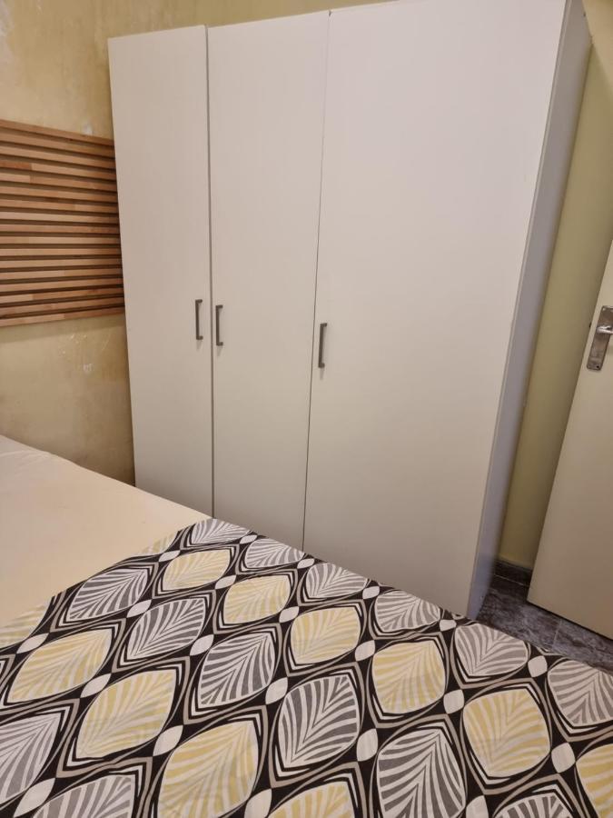 2 Bedrm Bcn Down Ac Wifi 30 Nigths Min Lejlighed Barcelona Eksteriør billede